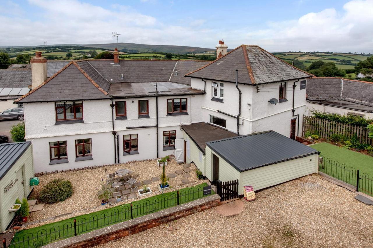 Exmoor House Acomodação com café da manhã Wheddon Cross Exterior foto